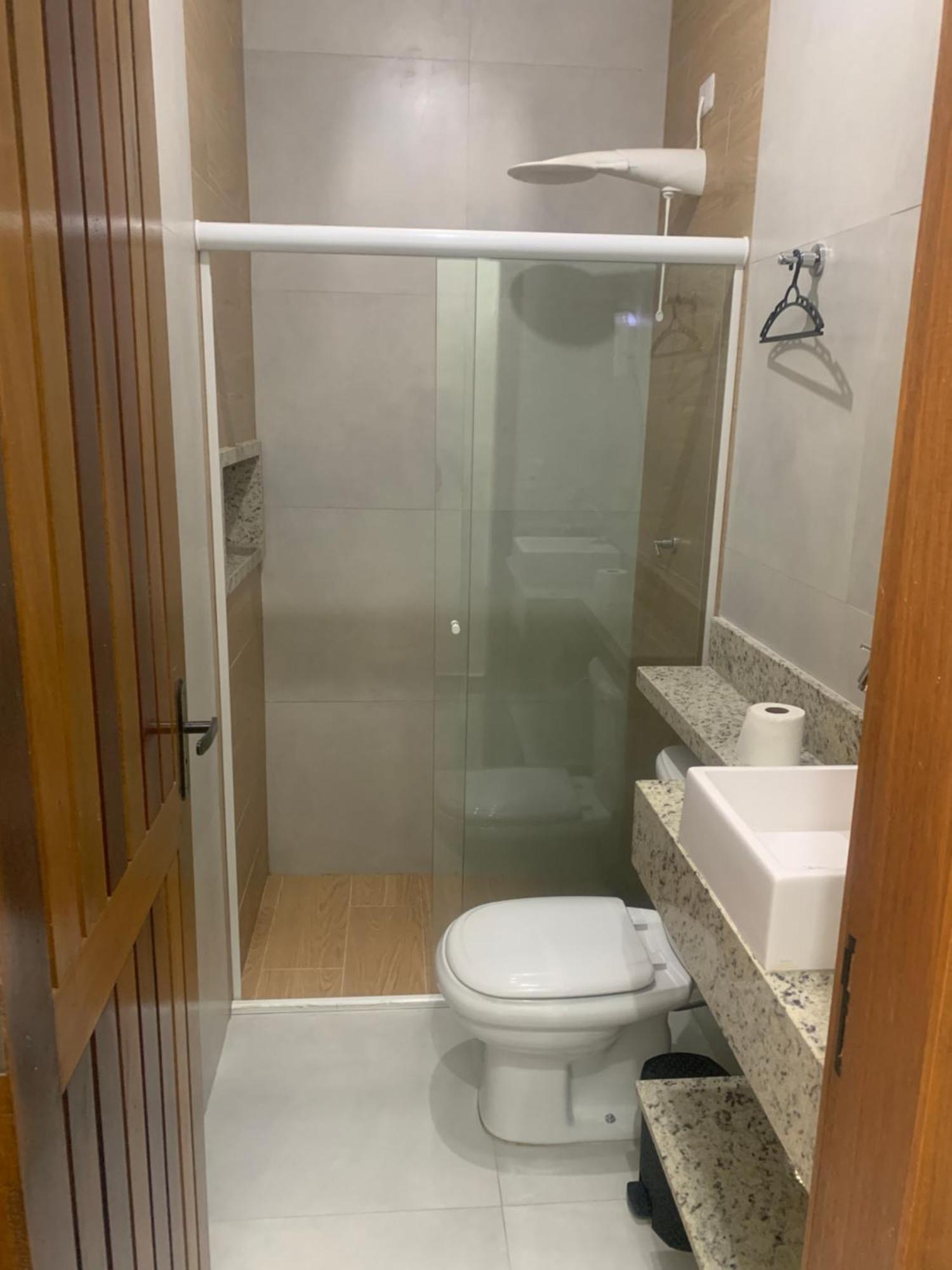 Guest house Riviera & Itaguare 100mts Da Praia! Bertioga