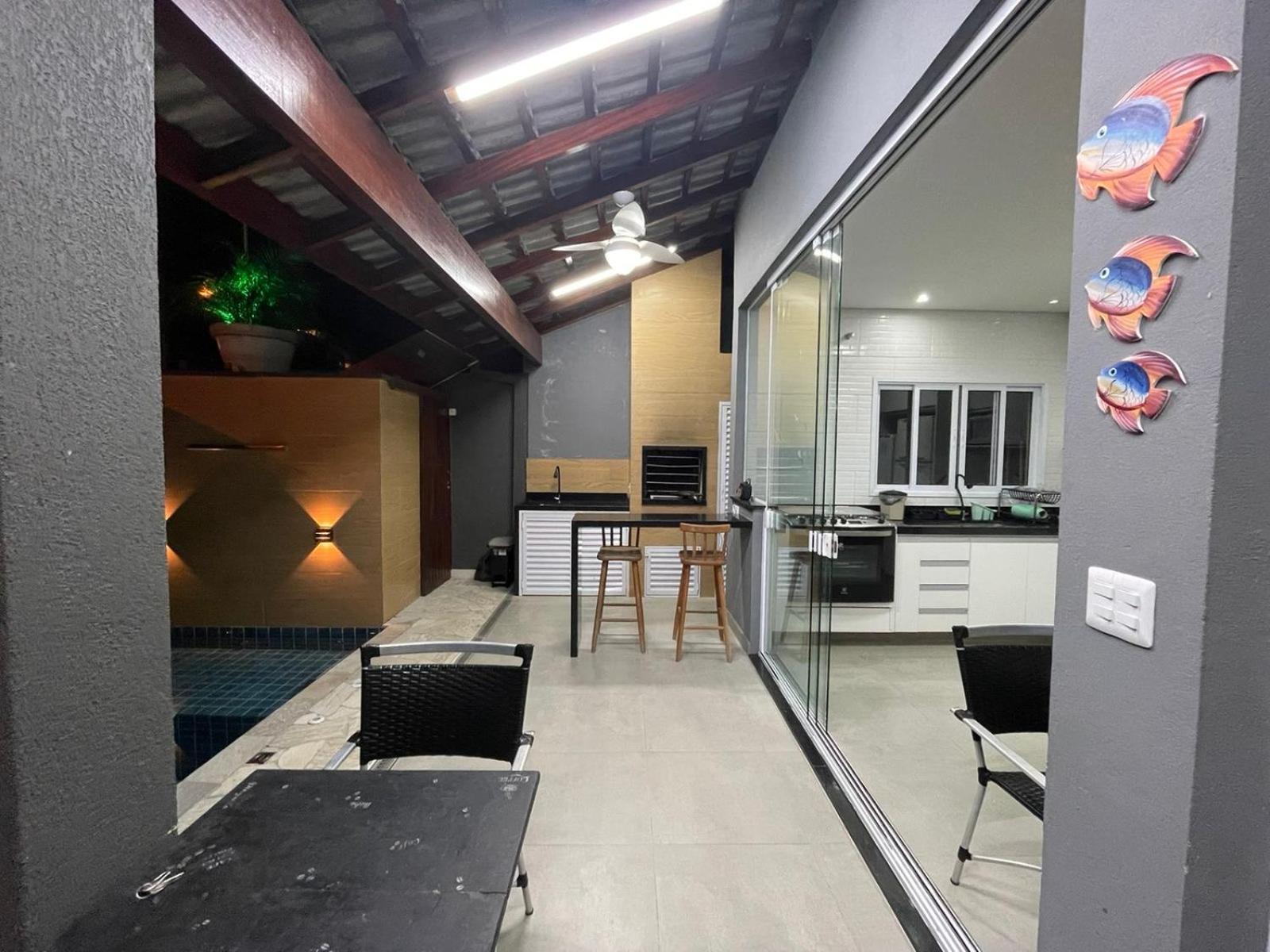 Guest house Riviera & Itaguare 100mts Da Praia! Bertioga